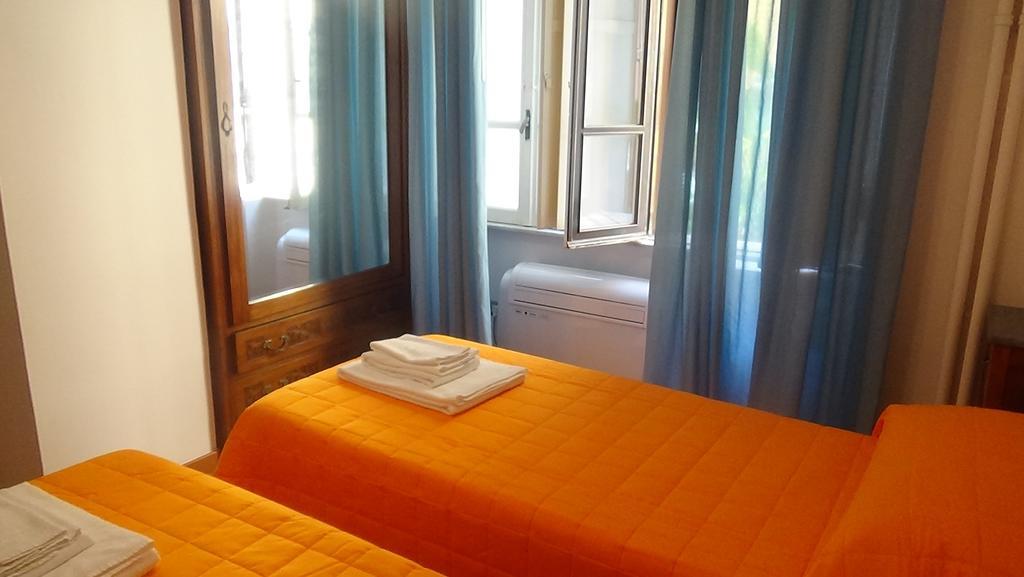 Bed And Breakfast Adduci'S House Рим Экстерьер фото